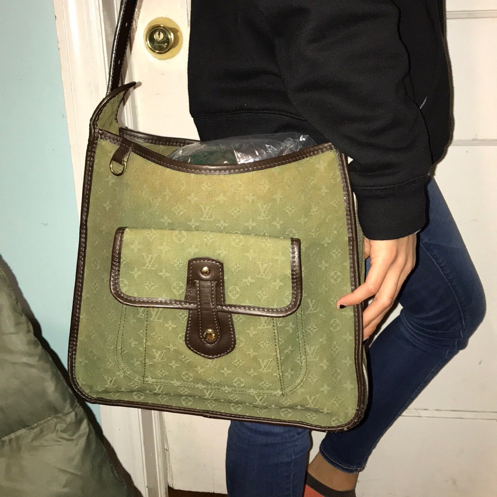 Trade @maddyscloset22